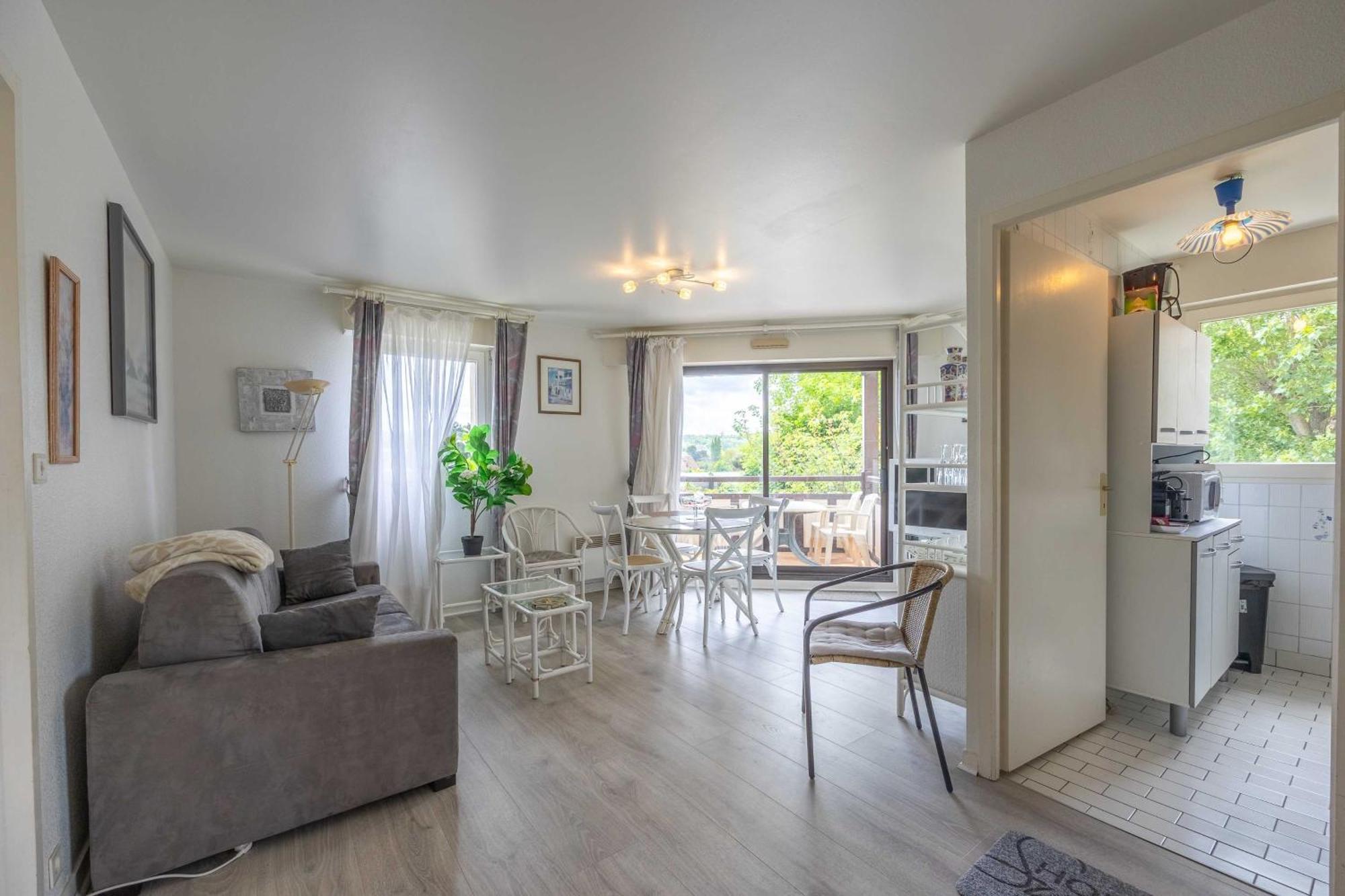 Apartment With Parking And Balcony Near The Beach Deauville Buitenkant foto